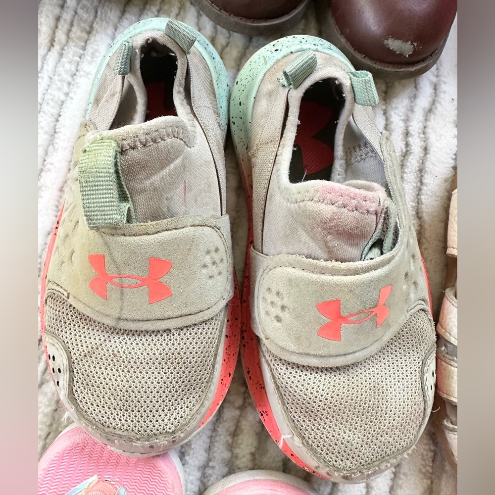 Under Armour Shoes- Size 8